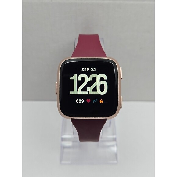 Fitbit Versa FB504 Smartwatch Heart Rate Bluetooth Activity Tracker W Charger - Picture 1 of 11